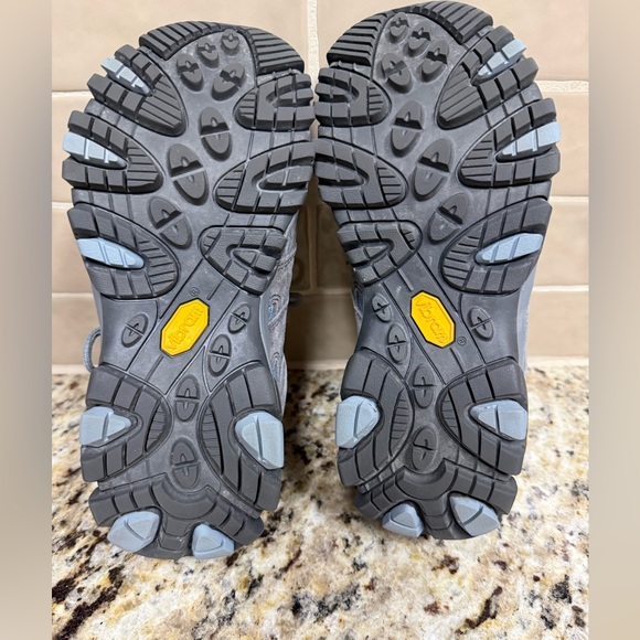 Merrell Moab 3 Woman’s Hiking Shoes NWOT/BOX - Picture 2 of 8